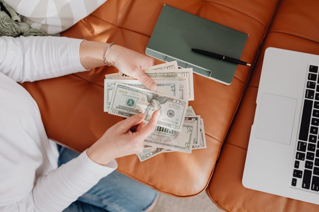 How can freelancers make the most of these websites